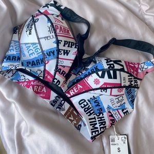 Brand new never worn tagged Ivy Park sports bra
